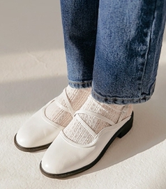 common-unique-高跟鞋<br>커먼유니크-[SHOES] SALLIE CROSS STRAP FLAT SHOES