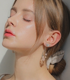 jlauren-耳環<br>제이로렌-제이로렌 자개 나비 귀걸이 M03759